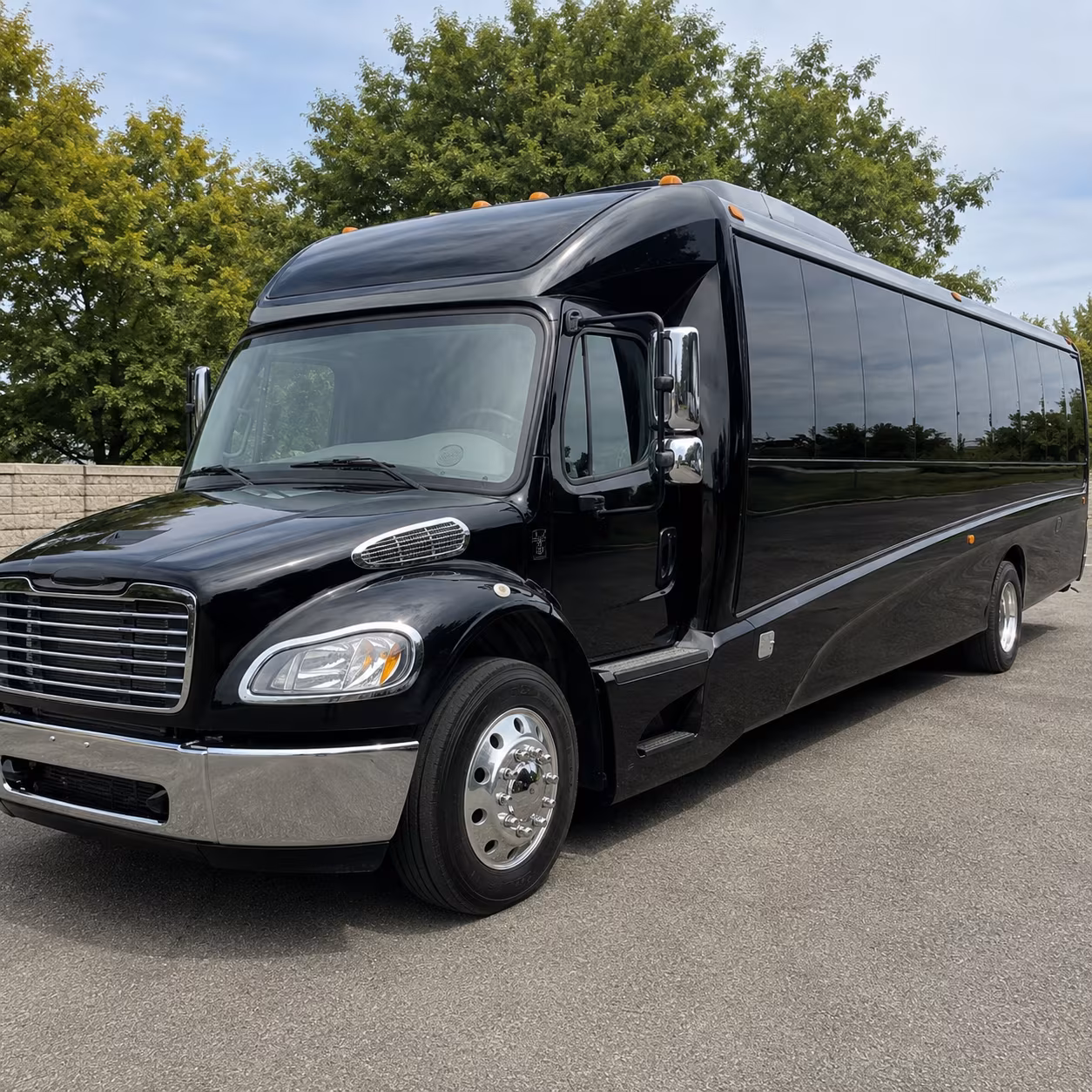 San Francisco Airport Shuttle & Transportation party bus exterior