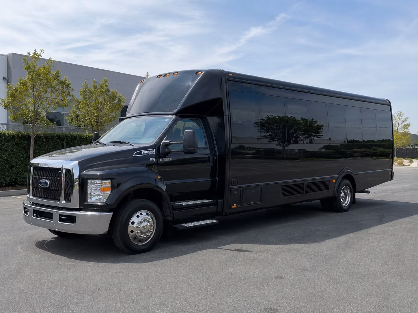 San Francisco Winery Tour & Pub Crawl Transportation party bus exterior